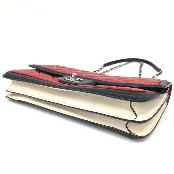 Chanel Tri-Color Quilted Medium Flap Bag Red & Black & White Lambskin Leather CC - Picture 5 of 15